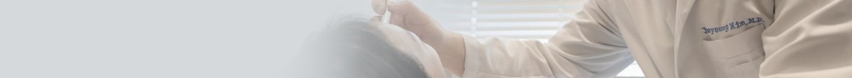 환자를 치료 중인 의료진