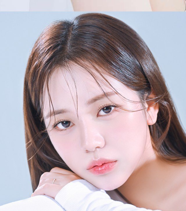여성 모델 얼굴 클로즈업 사진
