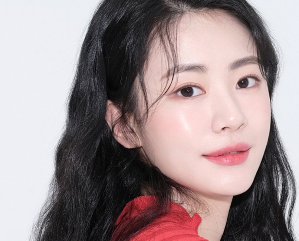 여성 인물 사진